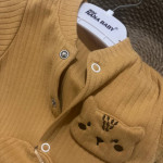 Unisex Kahverengi Kedi Kabartma Desenli Şapkalı Tulum